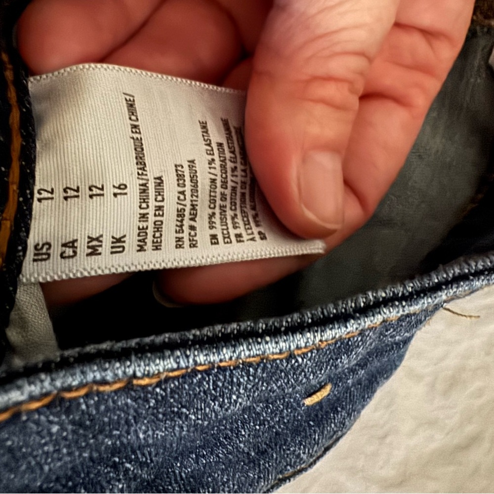 American Eagle Super Stretch “Shortie” Shorts - Picture 4 of 4